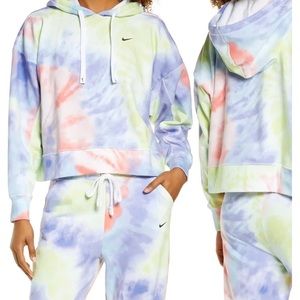 Tie dye Nike sweatsuit